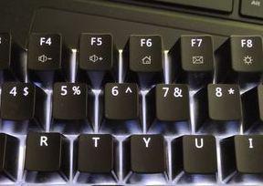 如何关闭键盘灯 机械键盘灯光怎么关