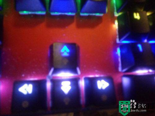 黑爵机械键盘如何调灯光_黑爵机械键盘灯的调整步骤