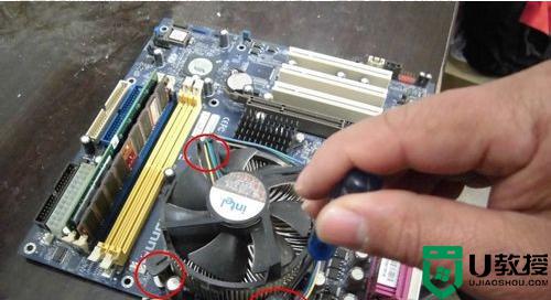 电脑cpu风扇怎么拆卸_电脑CPU风扇拆卸图解