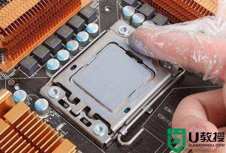 电脑CPU温度高达100度怎么降温 电脑CPU温度高达100度的解决方法